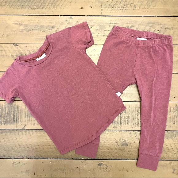 Jax and Lennon Other - Jax and Lennon 2pc 12-18M unisex tee and leggings